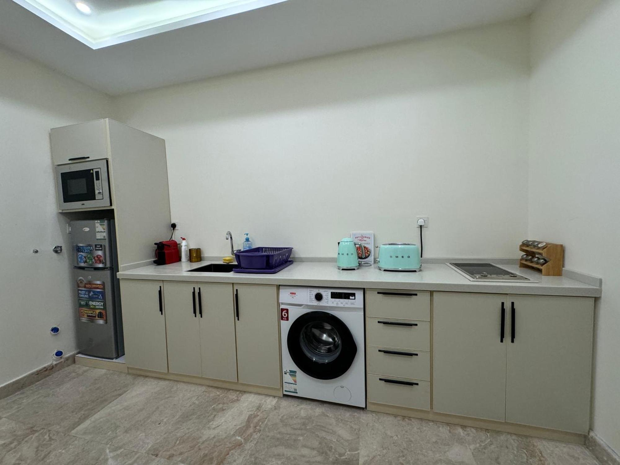 3br 5bed Luxury *