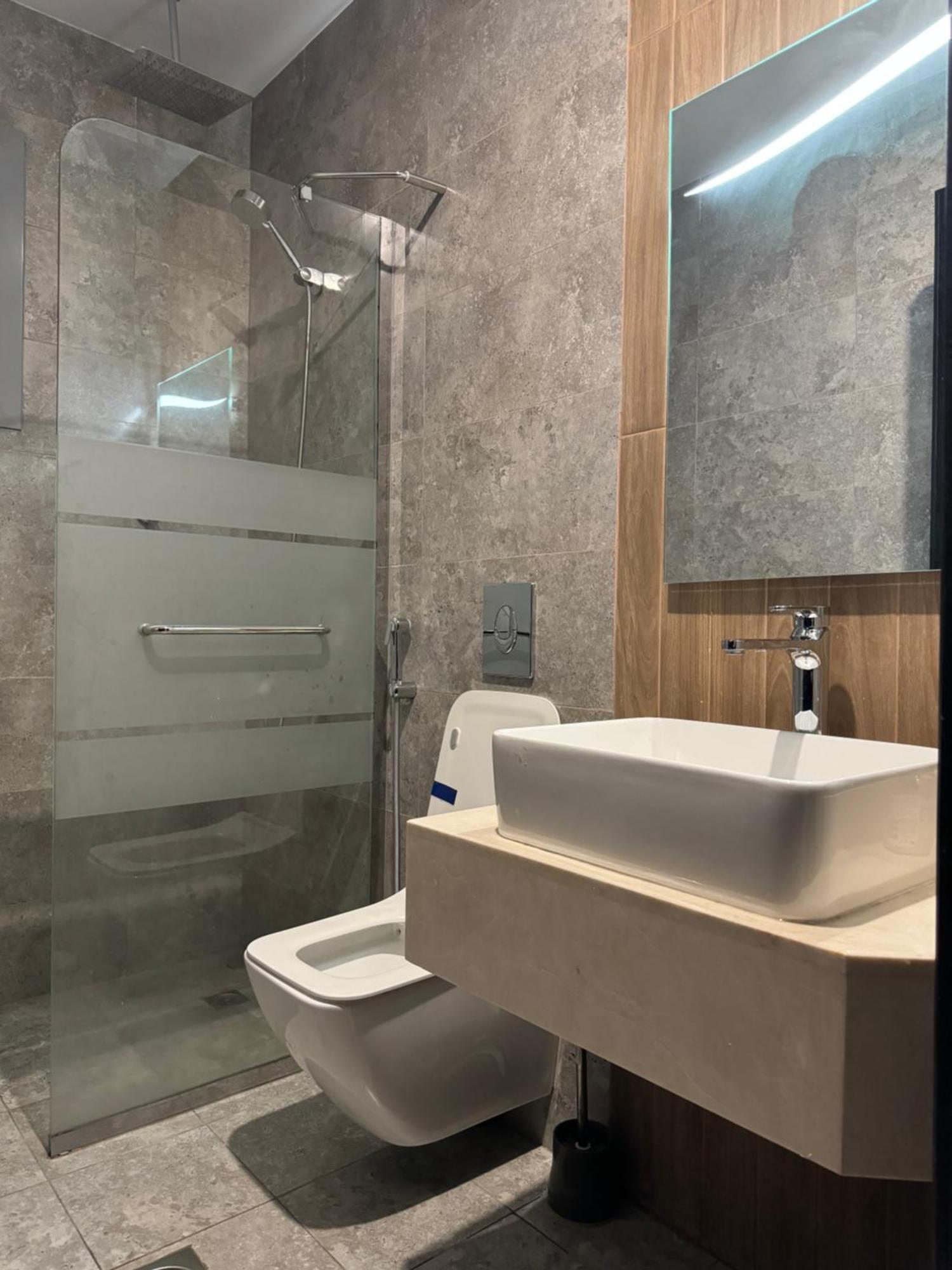 3br 5bed Luxury Apartment Jeddah
