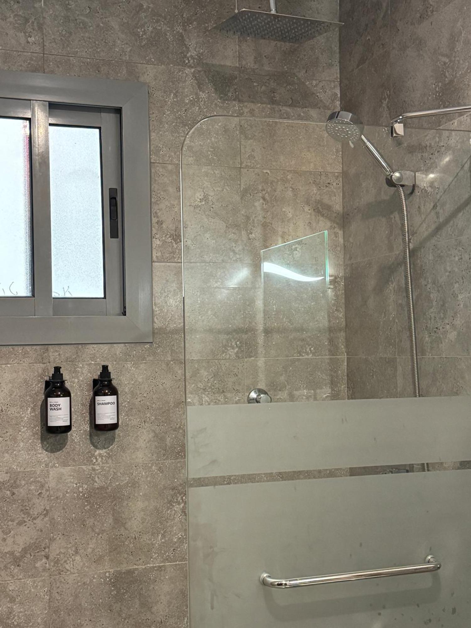 3br 5bed Luxury Apartment Jeddah